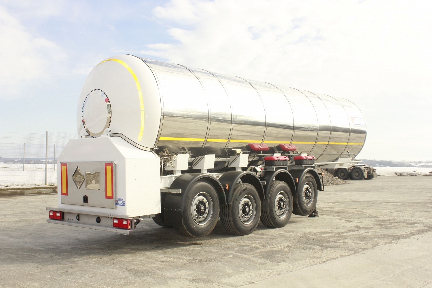 Полуприцеп газовоз СЕСПЕЛЬ Углекислота SF4C26